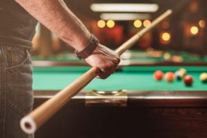 How to Choose a Pool Cue